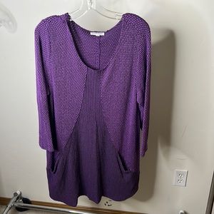 NorthStyle - Purple - size L. 3/4 length sleeve tunic.